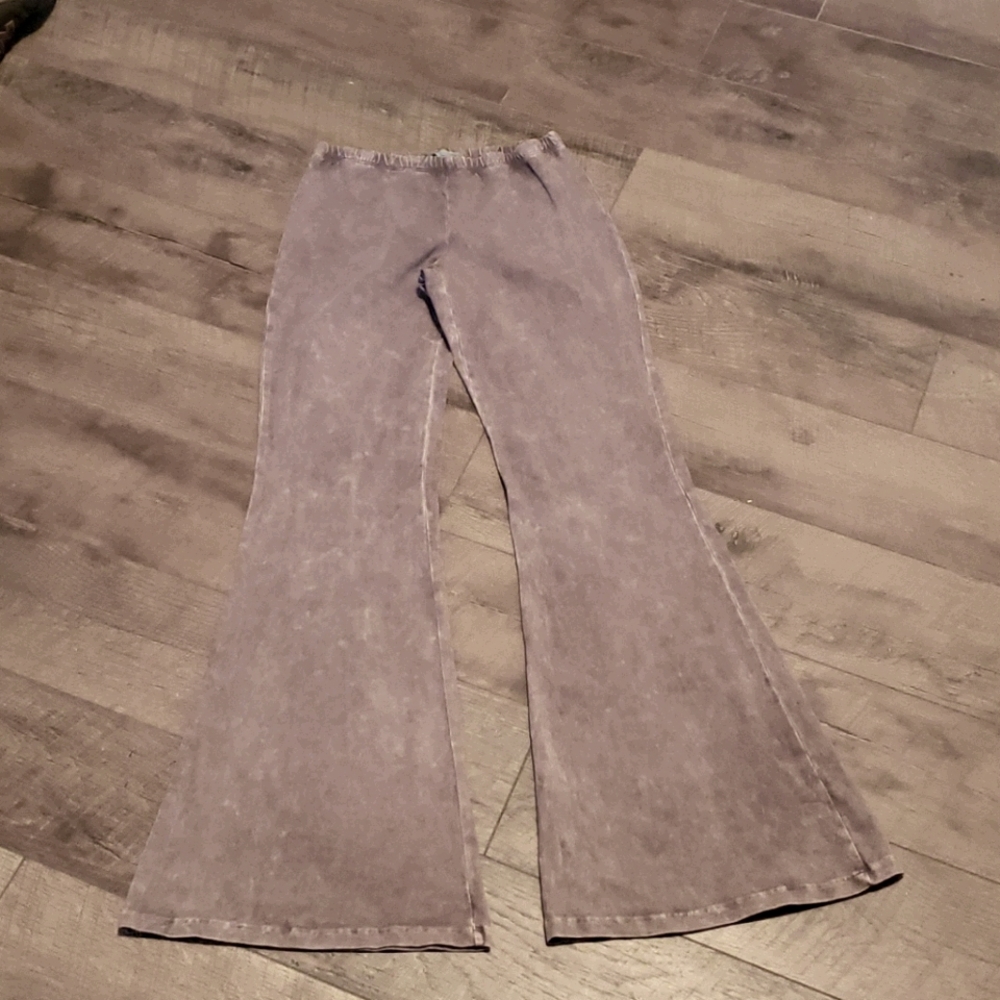 Chatoyant Wide Leg Pant